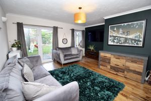 Living Room- click for photo gallery
